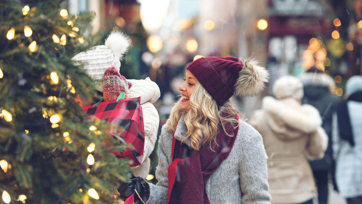 Unlocking the Best Ways to Manage Financial Stress This Holiday Season